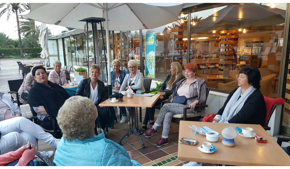 Da­men­komi­tee on Tour