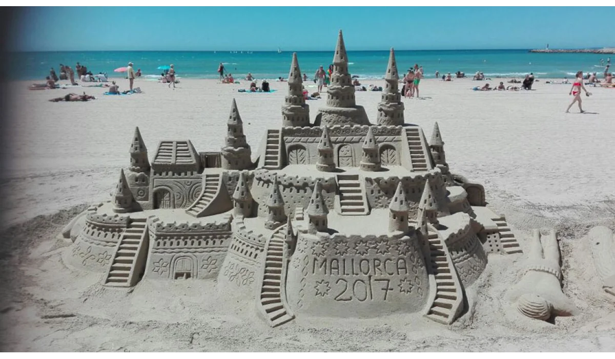 Da­men­komi­tee on Tour