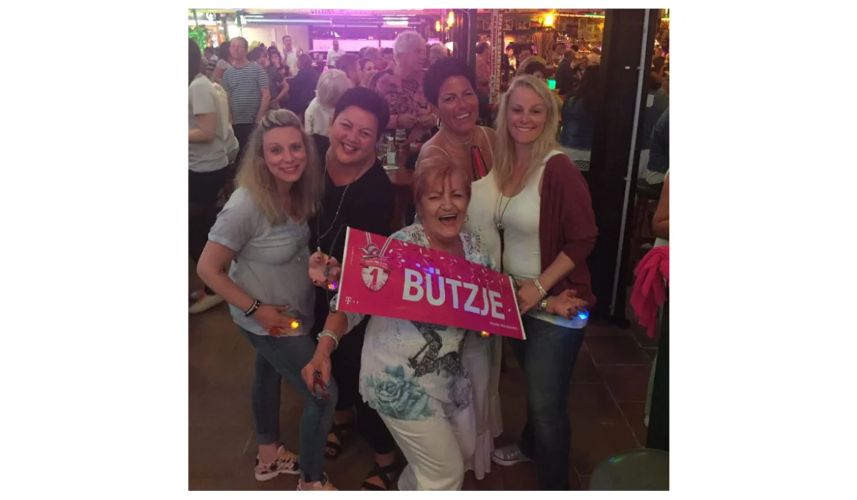 Damenkomitee on Tour