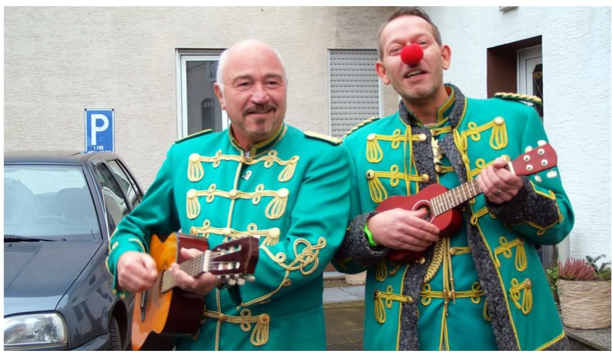 REZAG-Husaren - Tanzcorps mutiert zum Spielmannszug