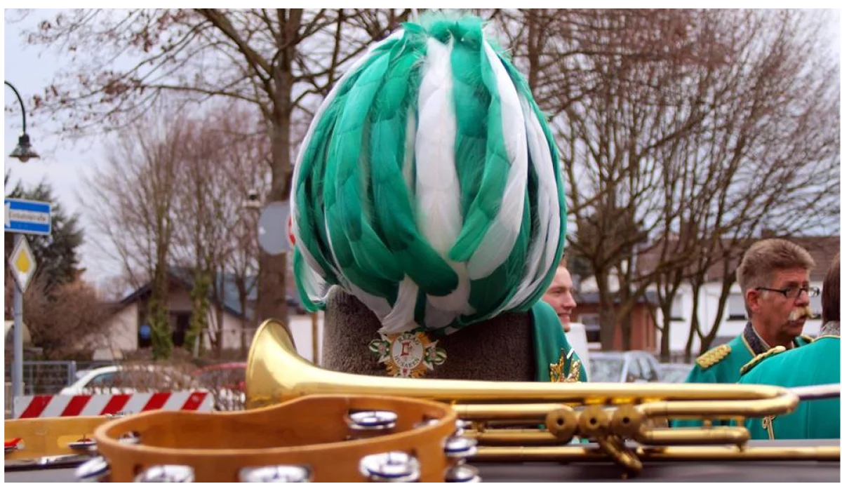 REZAG-Husaren - Tanzcorps mutiert zum Spielmannszug