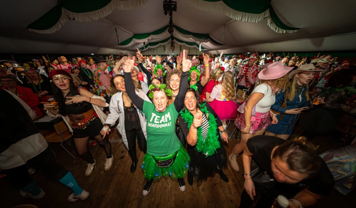 Große Kostümsitzung 2025