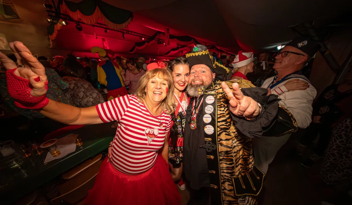 Große Kostümsitzung 2025