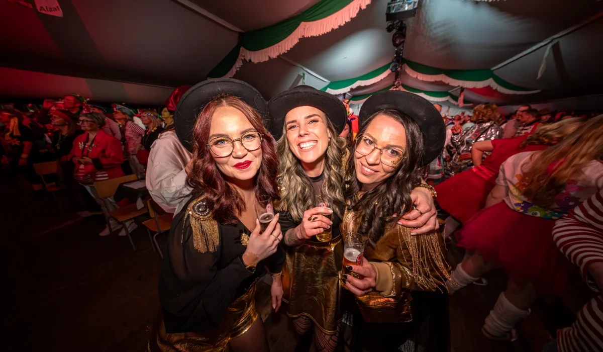 Große Kostümsitzung 2025