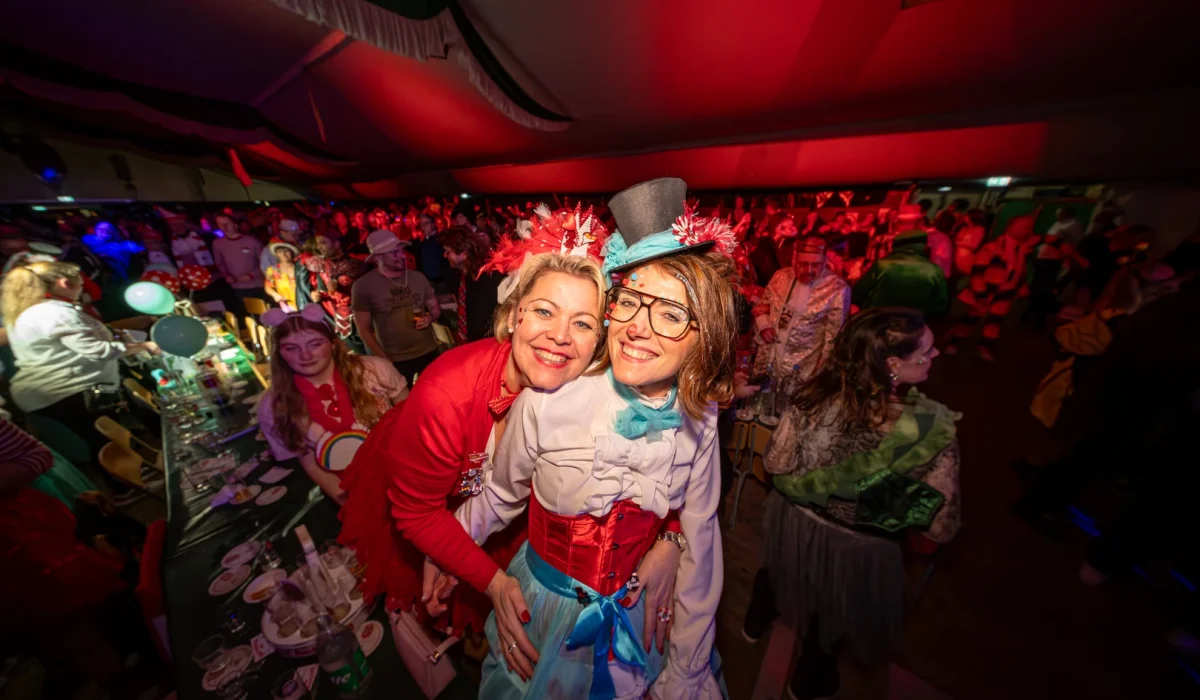 Große Kostümsitzung 2025