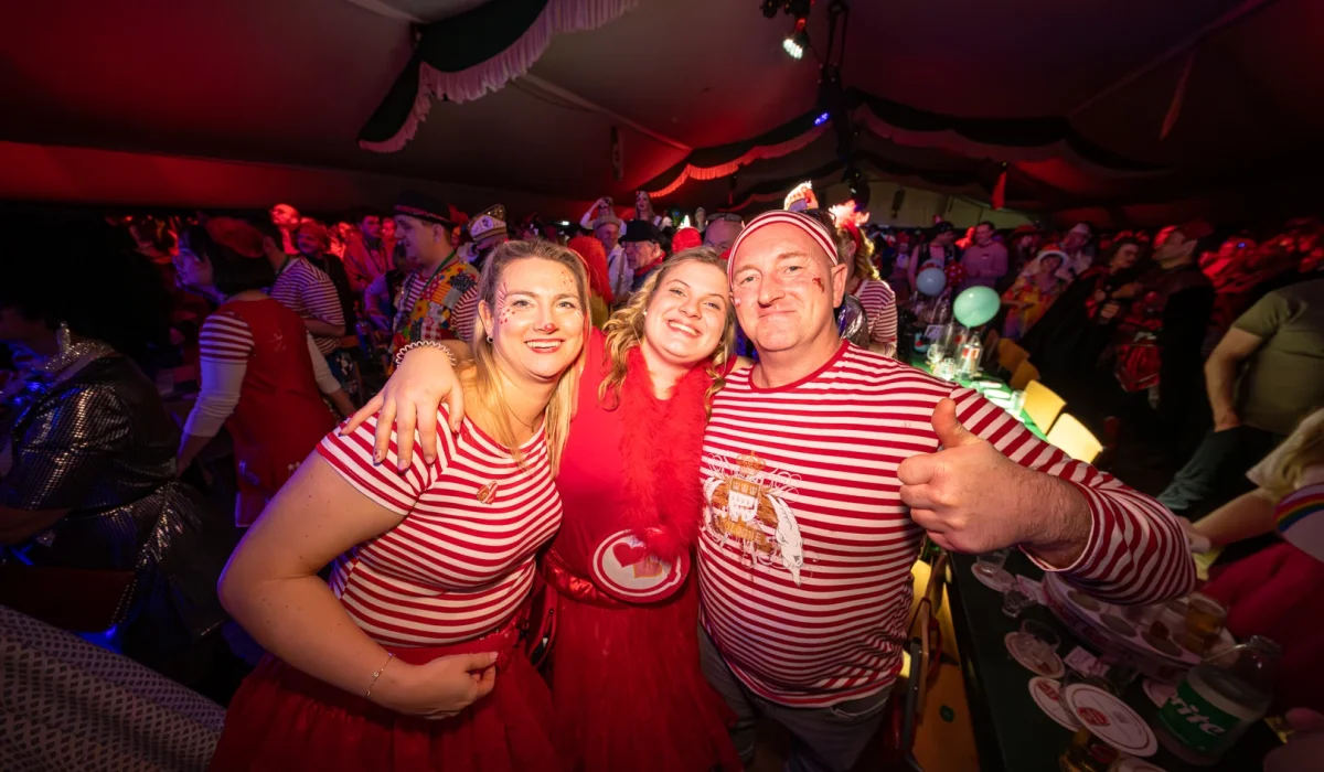 Große Kostümsitzung 2025