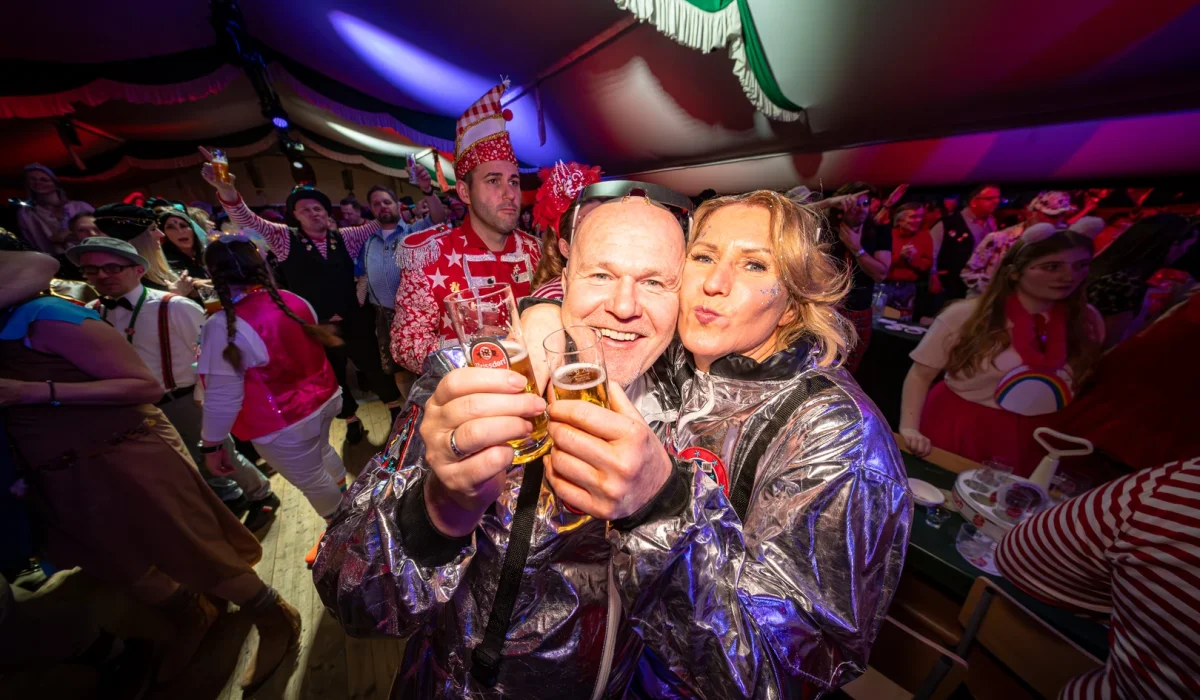 Große Kostümsitzung 2025