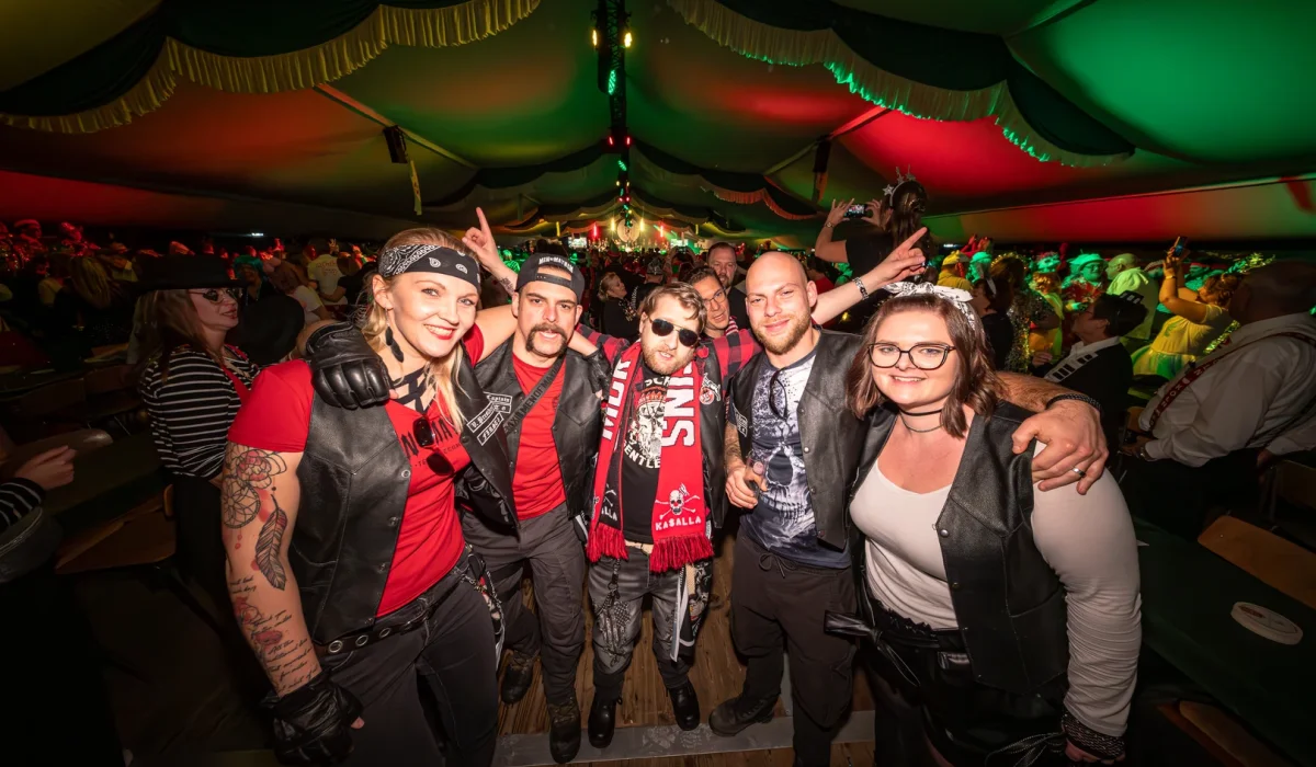 Große Kostümsitzung 2025