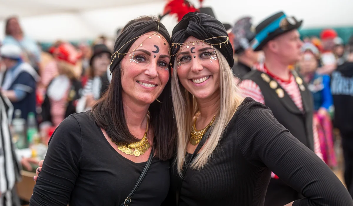 Große Kostümsitzung 2025