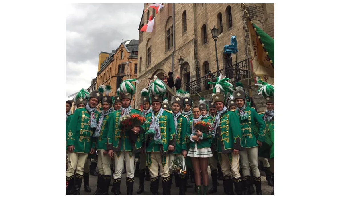 Grön-Wieß im Kölner Rosenmontagszug