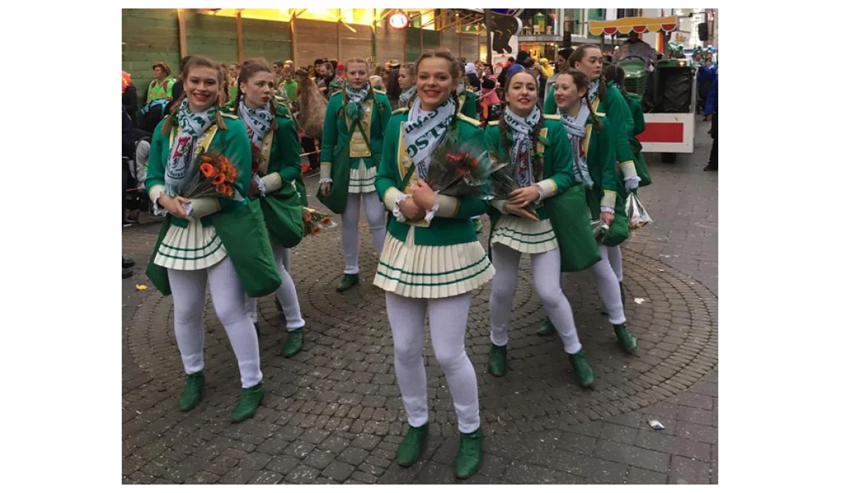 Grön-Wieß im Kölner Rosenmontagszug